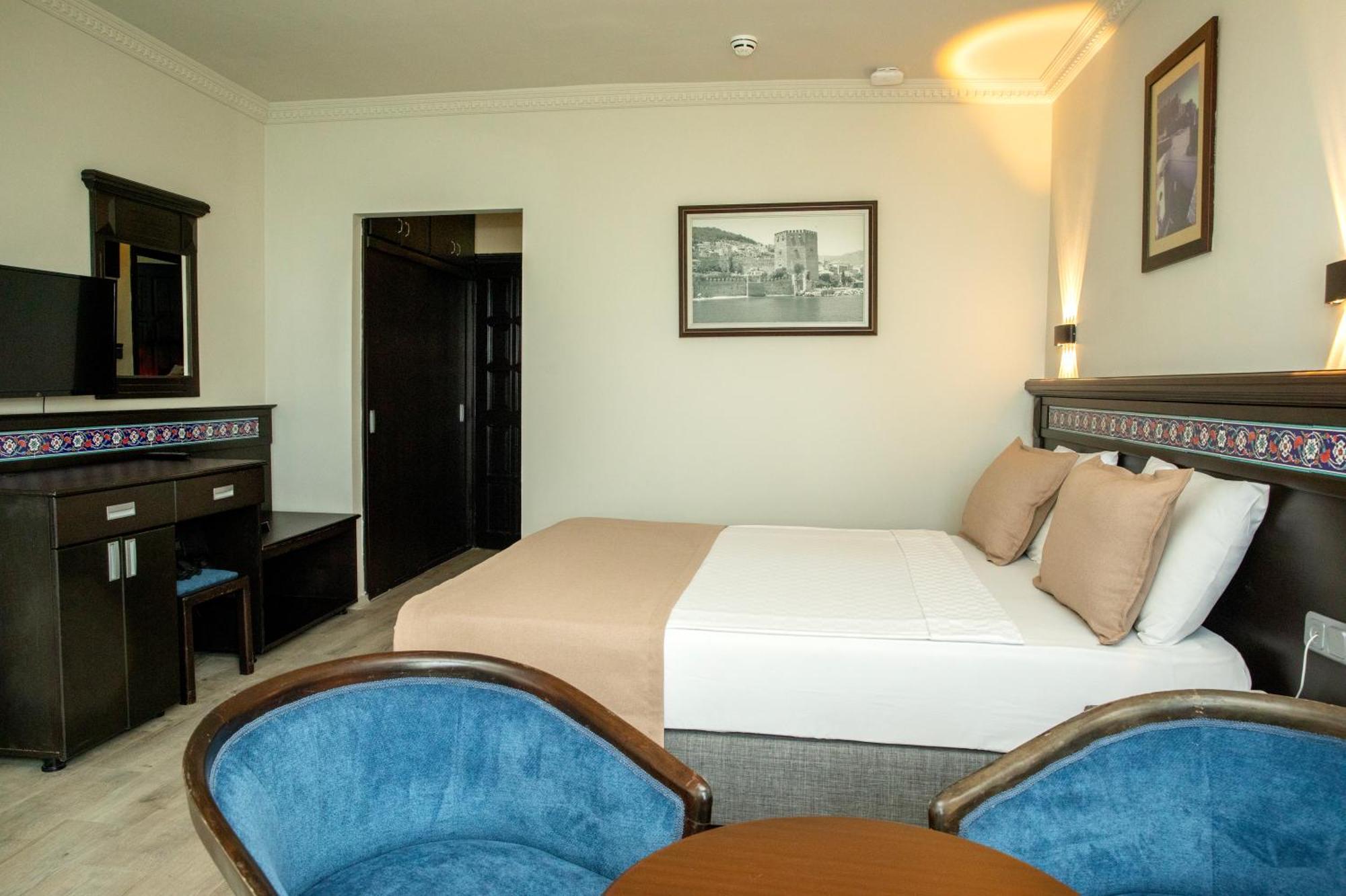 Otel Sky 4*